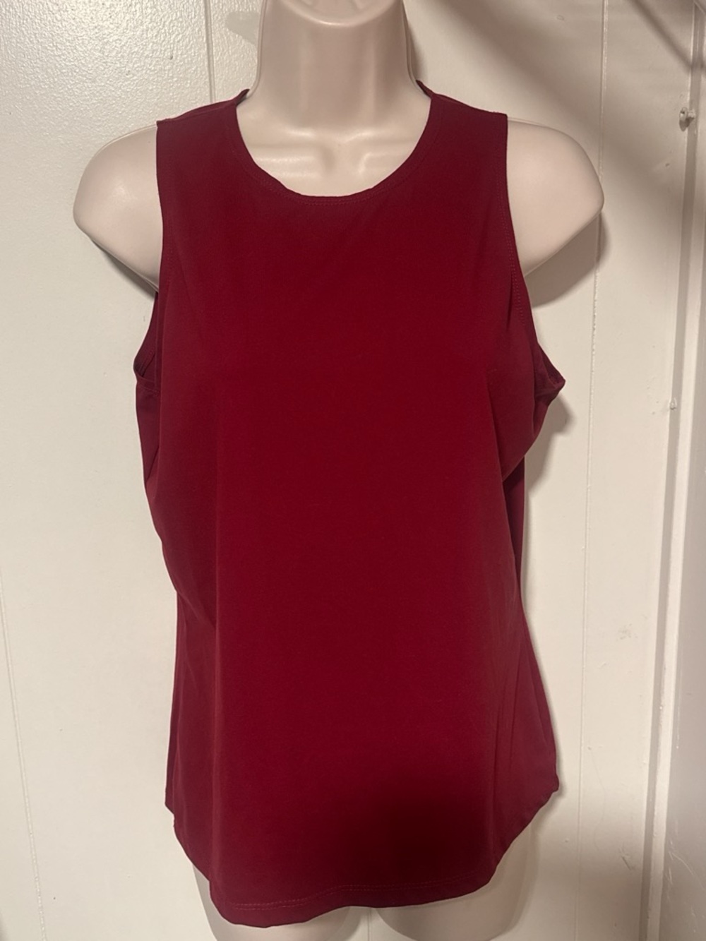 Sleeveless Tank Top in Deep Burgundy